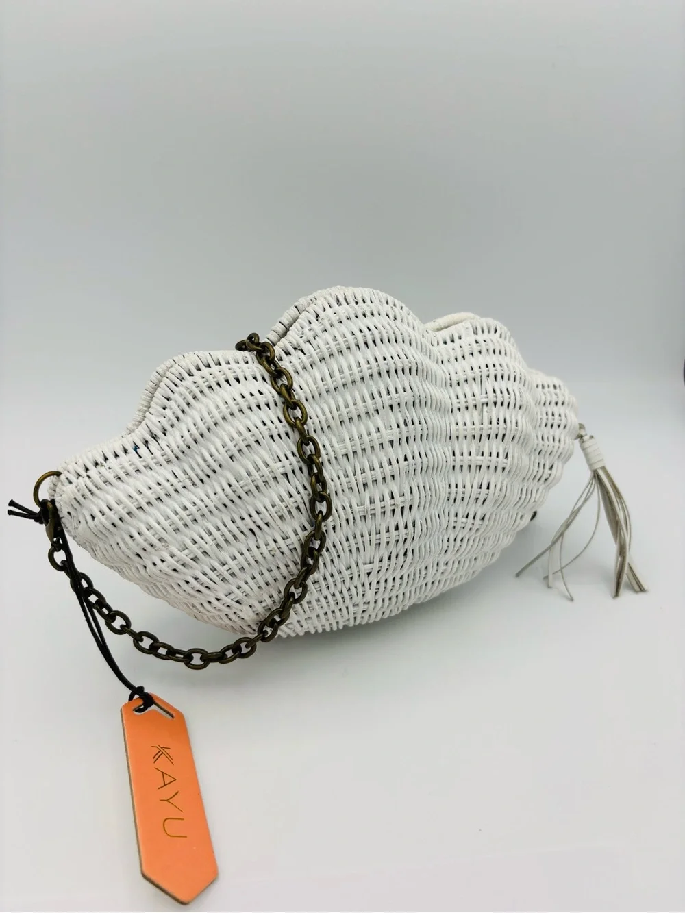 KAYU  Jen Straw Shell Clutch Bag